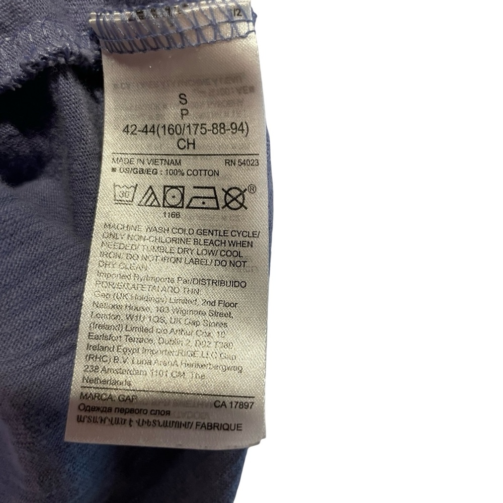 GAP Women's Boyfriend Organic Cotton T-Shirt, Size S - Picture 5 of 5